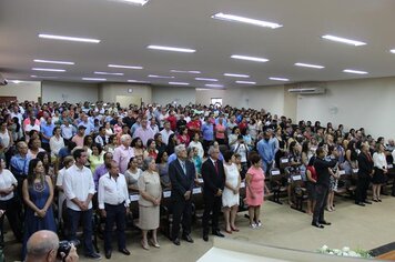 Foto - Após juramento ao povo, Vereadores, Prefeito e Vice-Prefeito tomam posse em Colorado