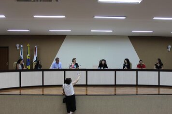 Foto - Sessão Solene de Posse da 1ª Legislatura do Parlamento Jovem da Câmara Municipal de Colorado.