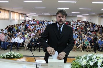 Foto - Após juramento ao povo, Vereadores, Prefeito e Vice-Prefeito tomam posse em Colorado