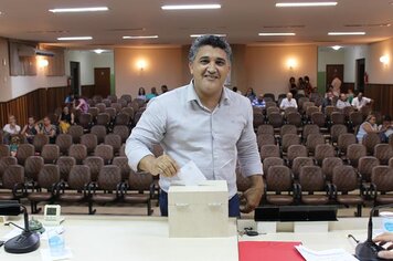 Foto - Reunião Ordinária do dia 17 de dezembro de 2018 e eleição da Mesa Diretora do Legislativo Municipal para o ano de 2019