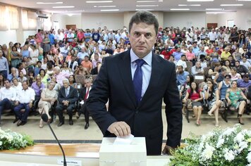 Foto - Após juramento ao povo, Vereadores, Prefeito e Vice-Prefeito tomam posse em Colorado